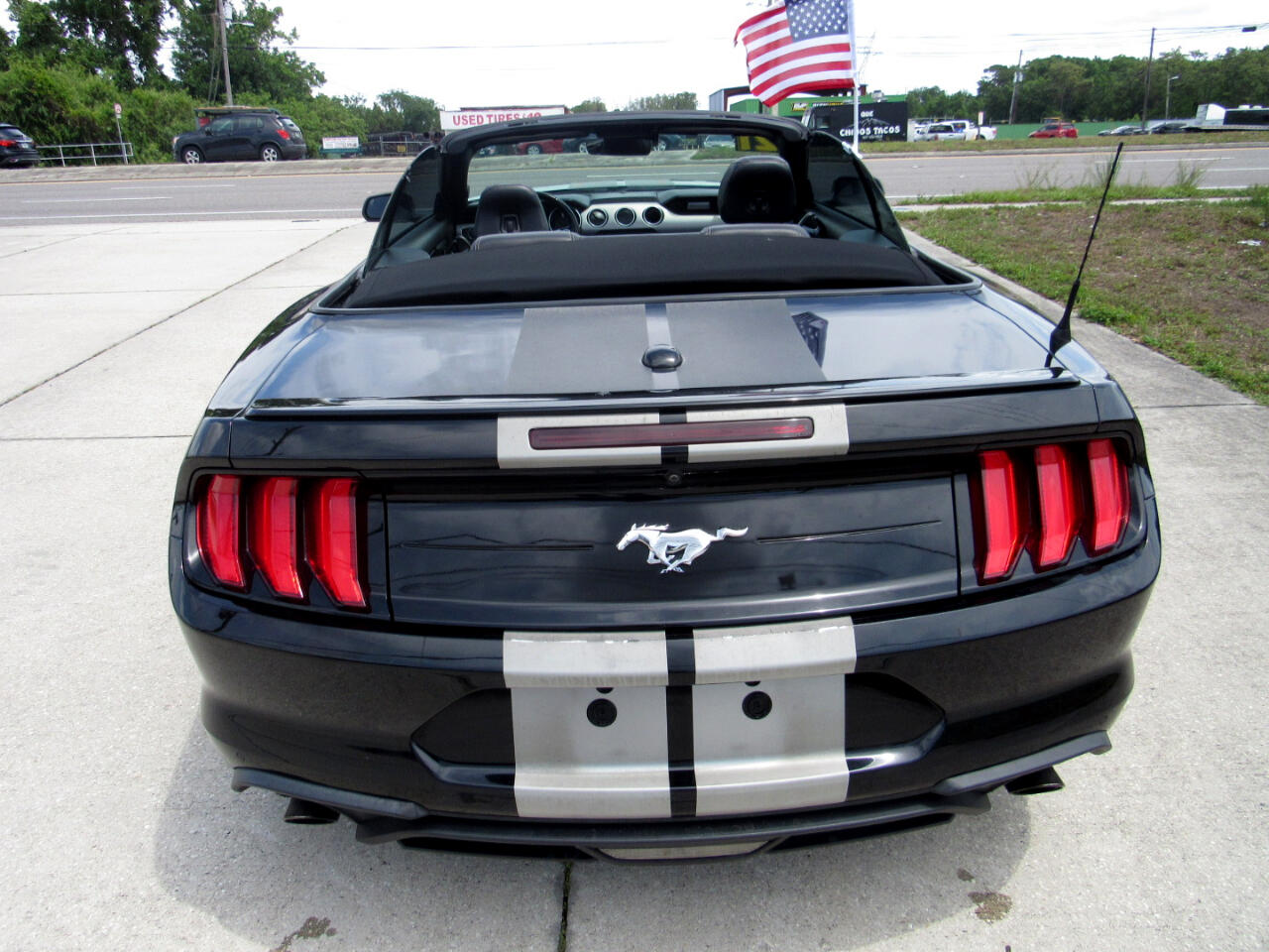 2021 Ford Mustang Image 13 of 70