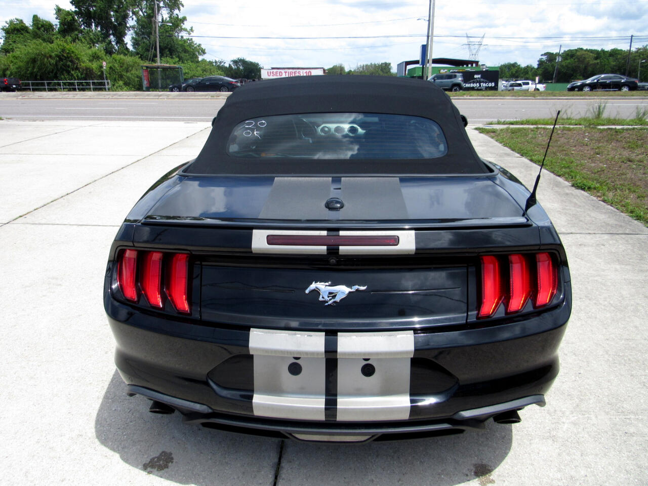 2021 Ford Mustang Image 11 of 70