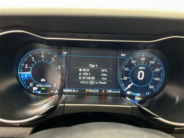 2021 Ford Mustang EcoBoost Premium Image 27 of 38