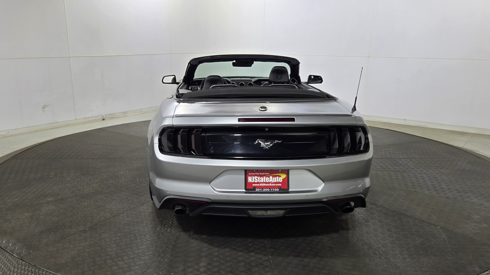 2021 Ford Mustang EcoBoost Premium Image 6 of 29