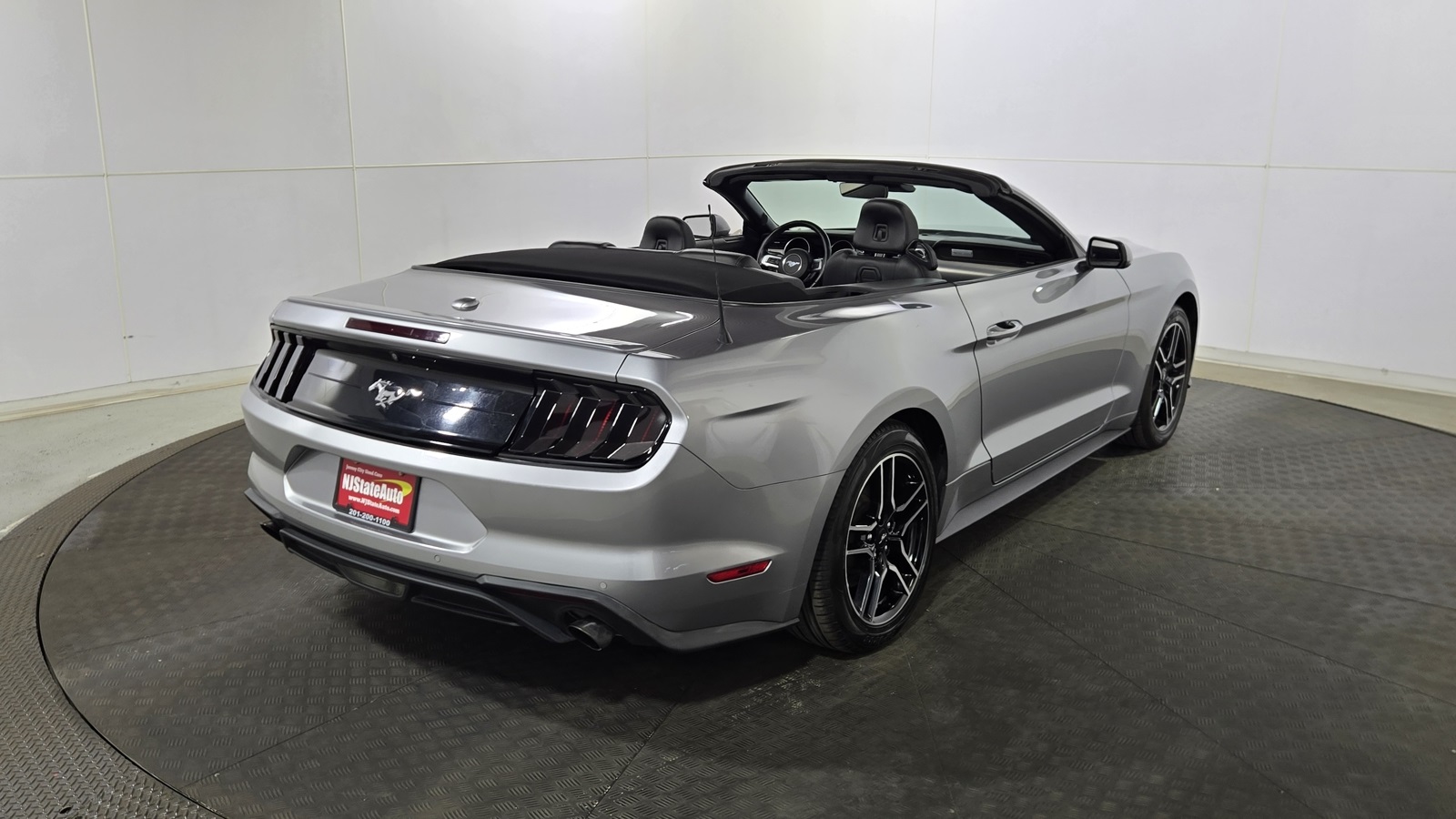 2021 Ford Mustang EcoBoost Premium Image 5 of 29