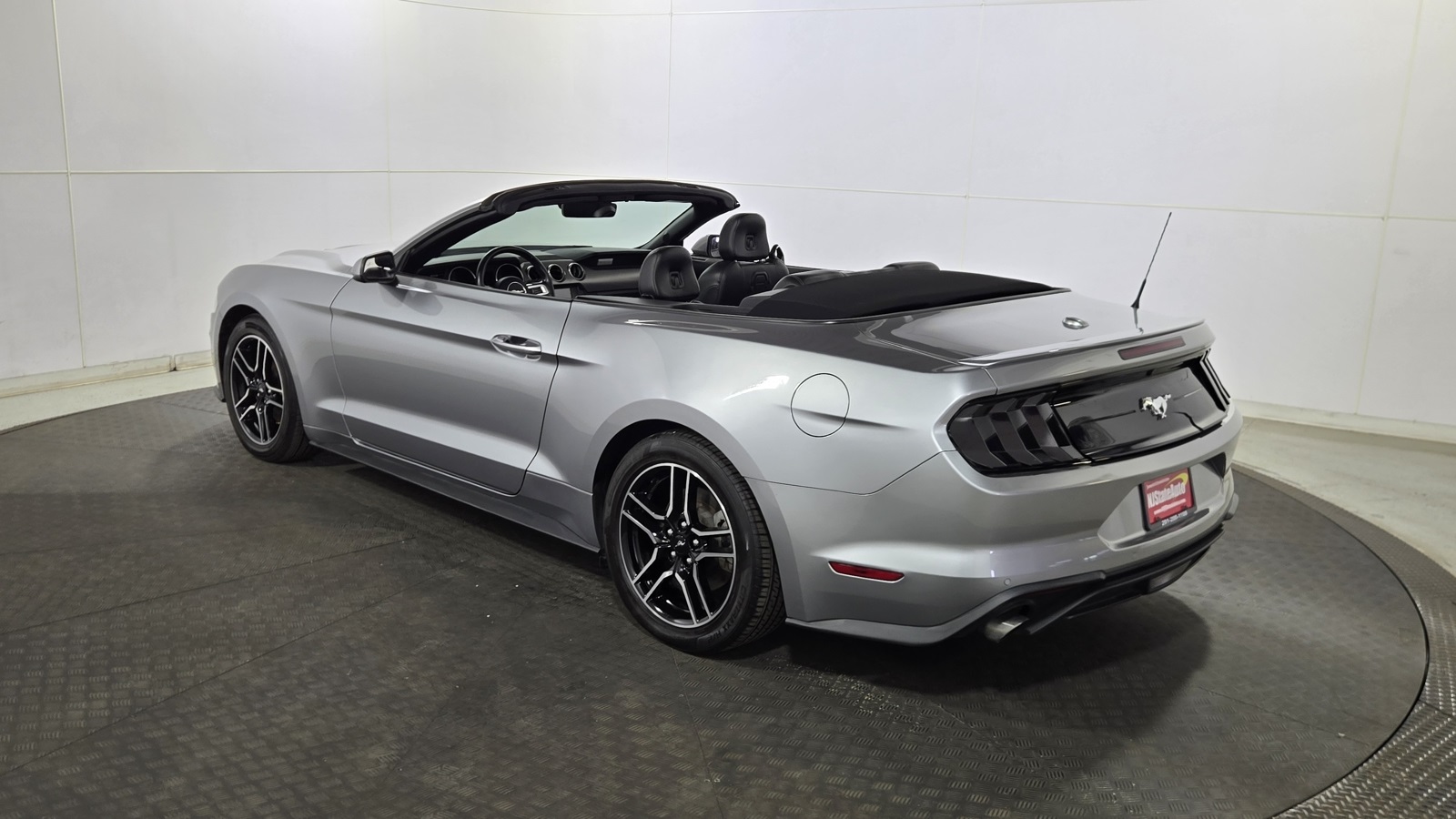 2021 Ford Mustang EcoBoost Premium Image 7 of 29
