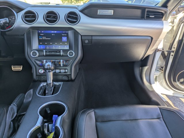 2021 Ford Mustang EcoBoost Premium Image 17 of 31