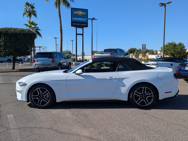 2021 Ford Mustang EcoBoost Premium Image 9 of 31