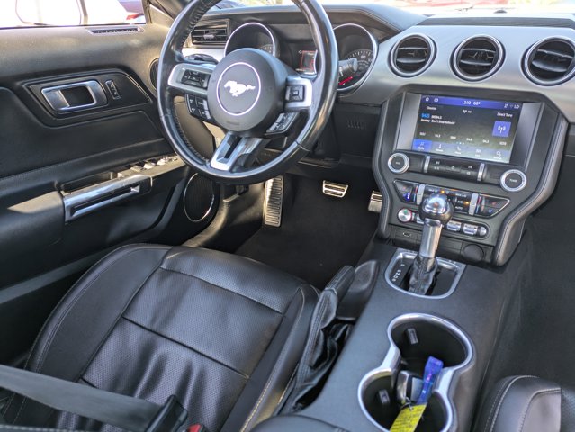 2021 Ford Mustang EcoBoost Premium Image 16 of 31