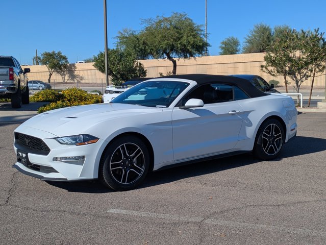 2021 Ford Mustang EcoBoost Premium Image 2 of 31