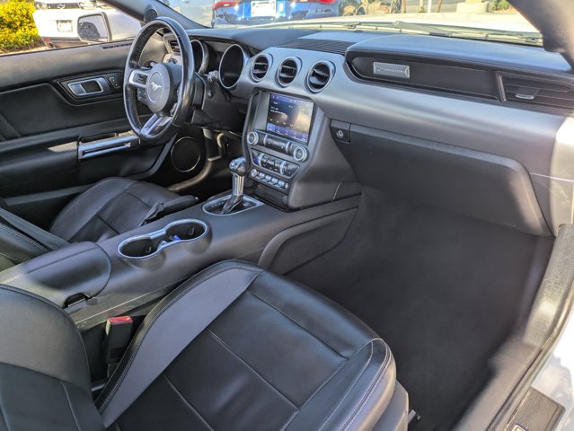 2021 Ford Mustang EcoBoost Premium Image 29 of 31