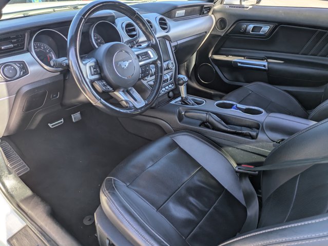 2021 Ford Mustang EcoBoost Premium Image 28 of 31