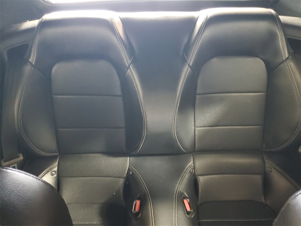 2021 Ford Mustang EcoBoost Premium Image 10 of 23