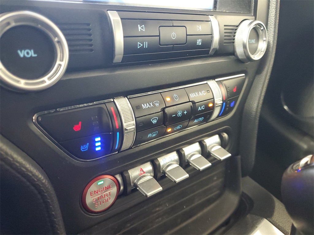 2021 Ford Mustang EcoBoost Premium Image 21 of 23