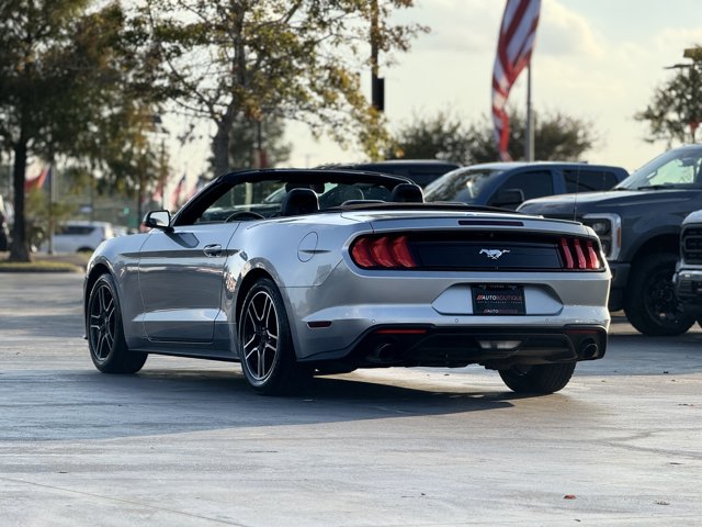 2021 Ford Mustang EcoBoost Premium Image 8 of 31