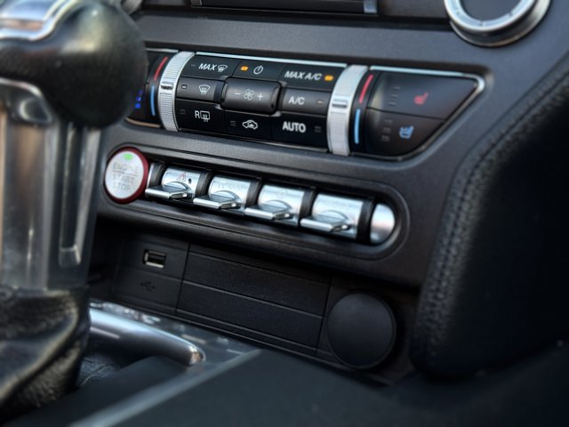 2021 Ford Mustang EcoBoost Premium Image 31 of 31