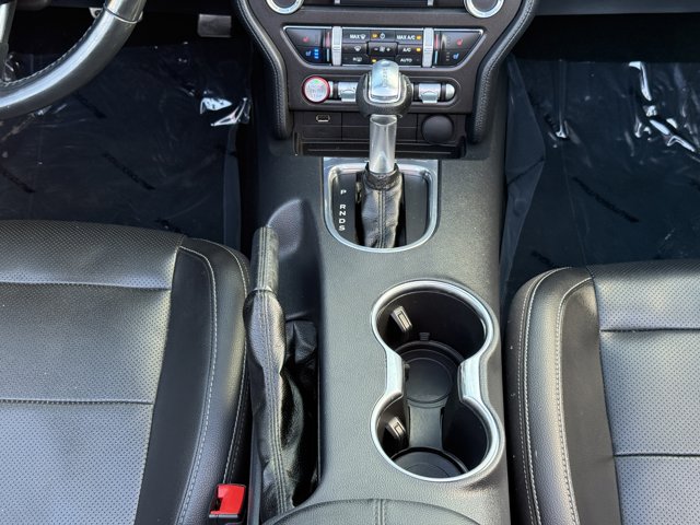 2021 Ford Mustang EcoBoost Premium Image 20 of 31