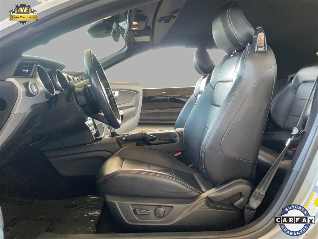 2021 Ford Mustang EcoBoost Premium Image 20 of 52