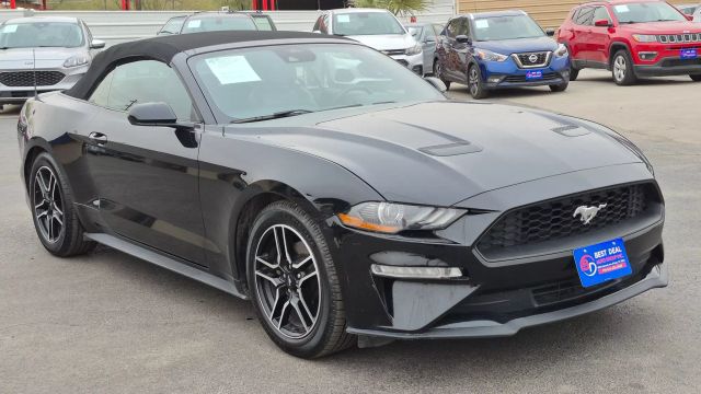 2021 Ford Mustang EcoBoost Premium Image 5 of 19