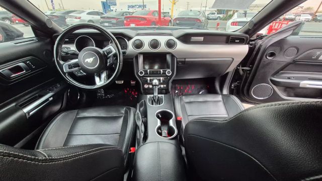 2021 Ford Mustang EcoBoost Premium Image 16 of 19
