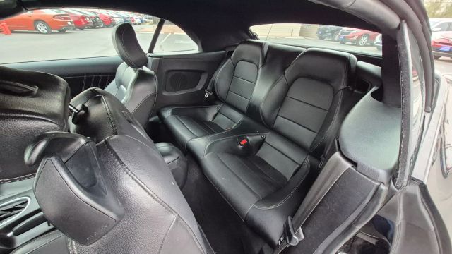 2021 Ford Mustang EcoBoost Premium Image 13 of 19