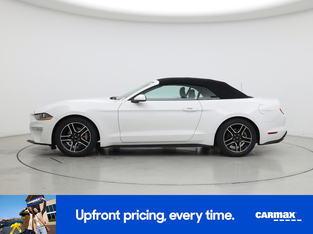 2021 Ford Mustang EcoBoost Image 8 of 25