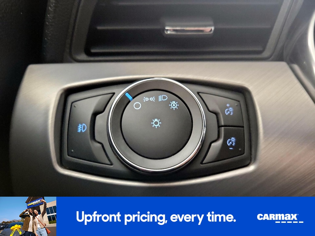 2021 Ford Mustang EcoBoost Image 24 of 25