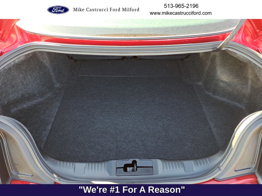 2021 Ford Mustang Image 26 of 27