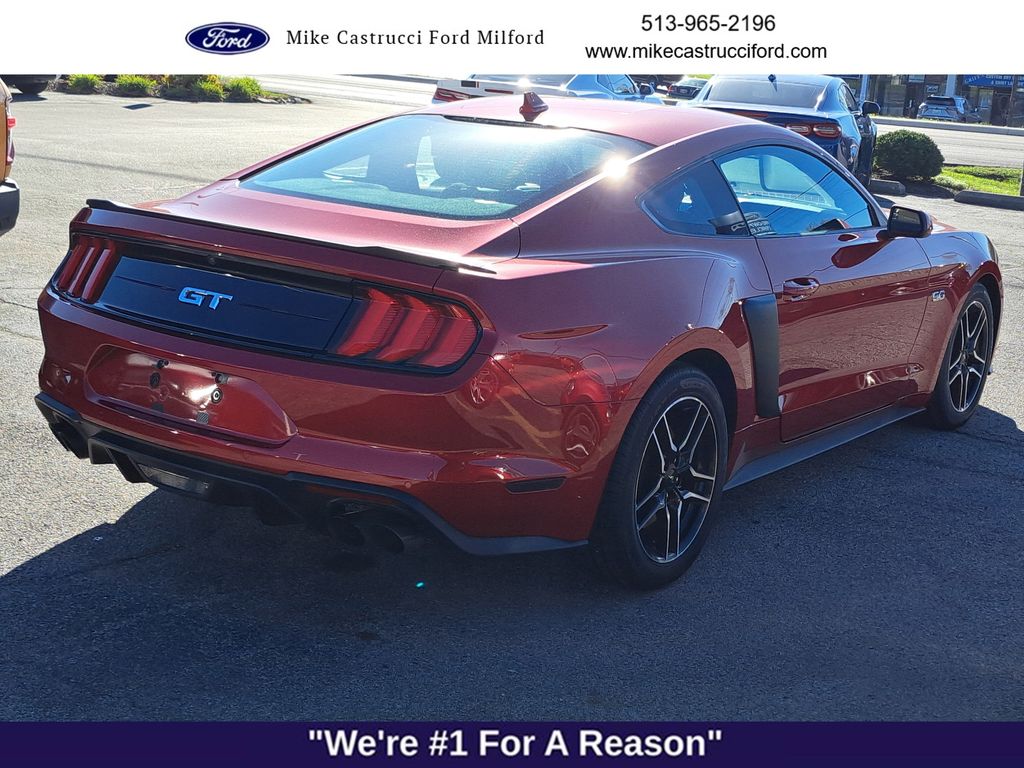 2021 Ford Mustang Image 5 of 27