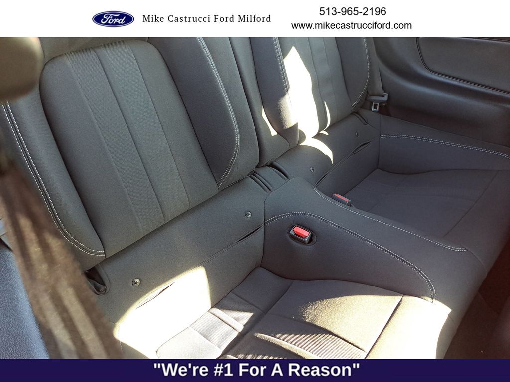 2021 Ford Mustang Image 24 of 27