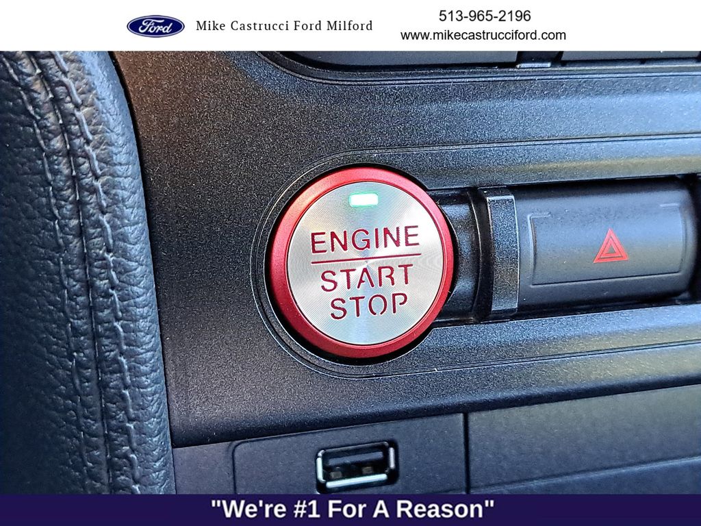 2021 Ford Mustang Image 21 of 27