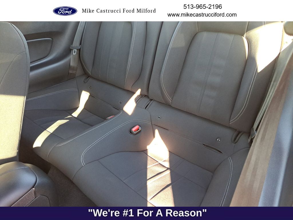 2021 Ford Mustang Image 20 of 27