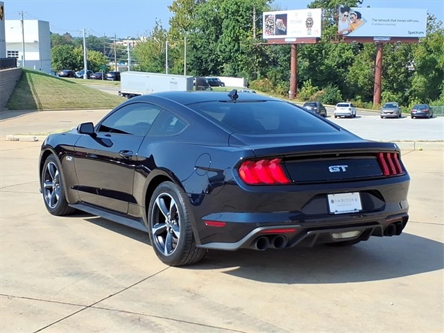 2021 Ford Mustang GT Image 5 of 19