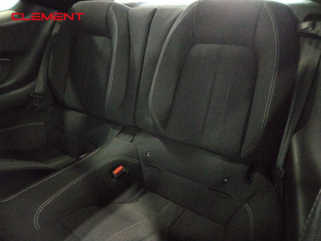 2021 Ford Mustang GT Image 14 of 37