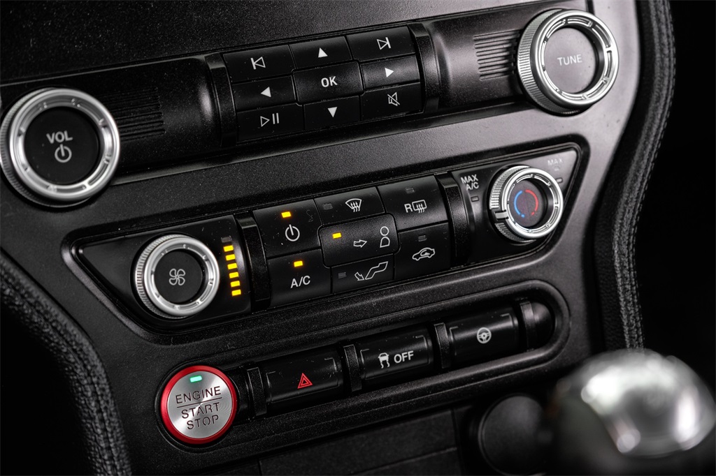 2021 Ford Mustang GT Image 39 of 56