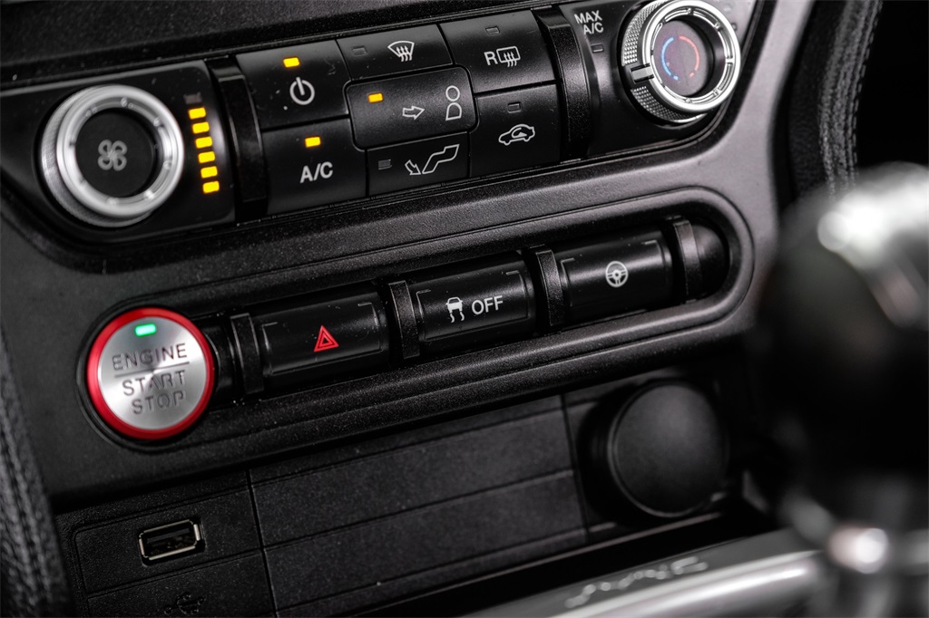 2021 Ford Mustang GT Image 40 of 56