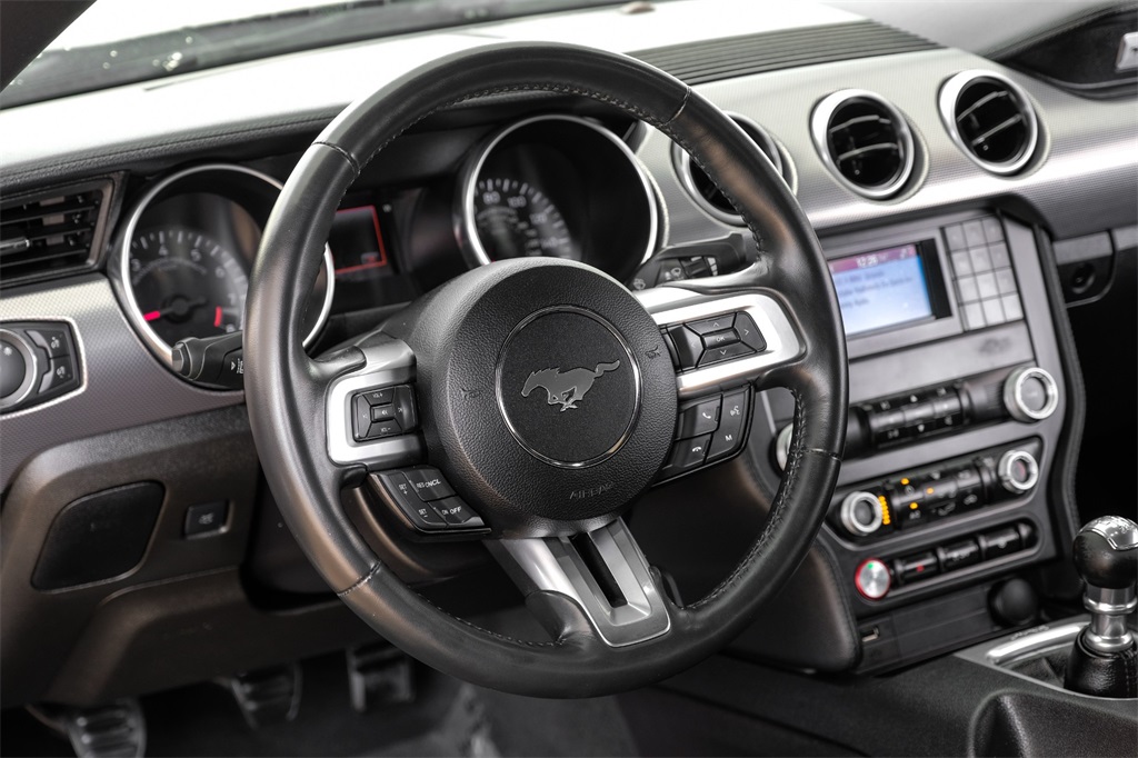 2021 Ford Mustang GT Image 24 of 56