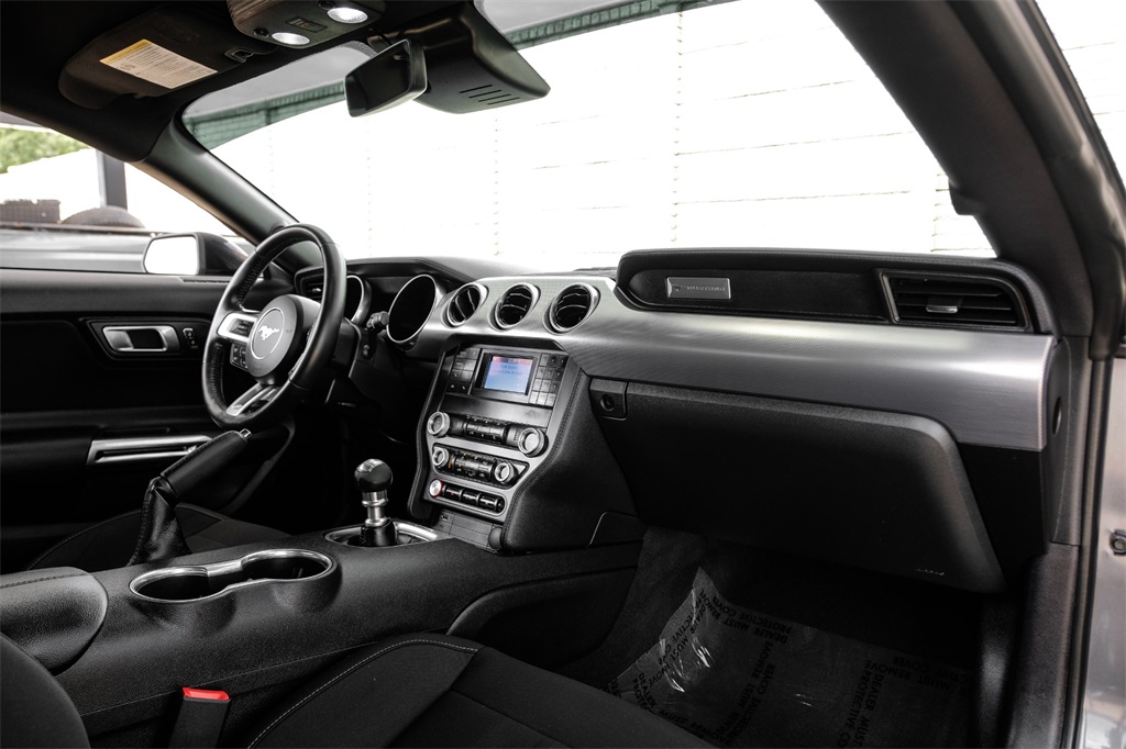 2021 Ford Mustang GT Image 23 of 56