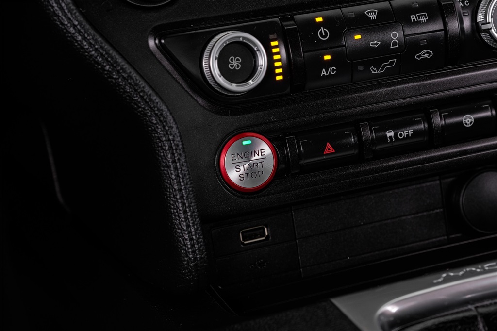 2021 Ford Mustang GT Image 42 of 56