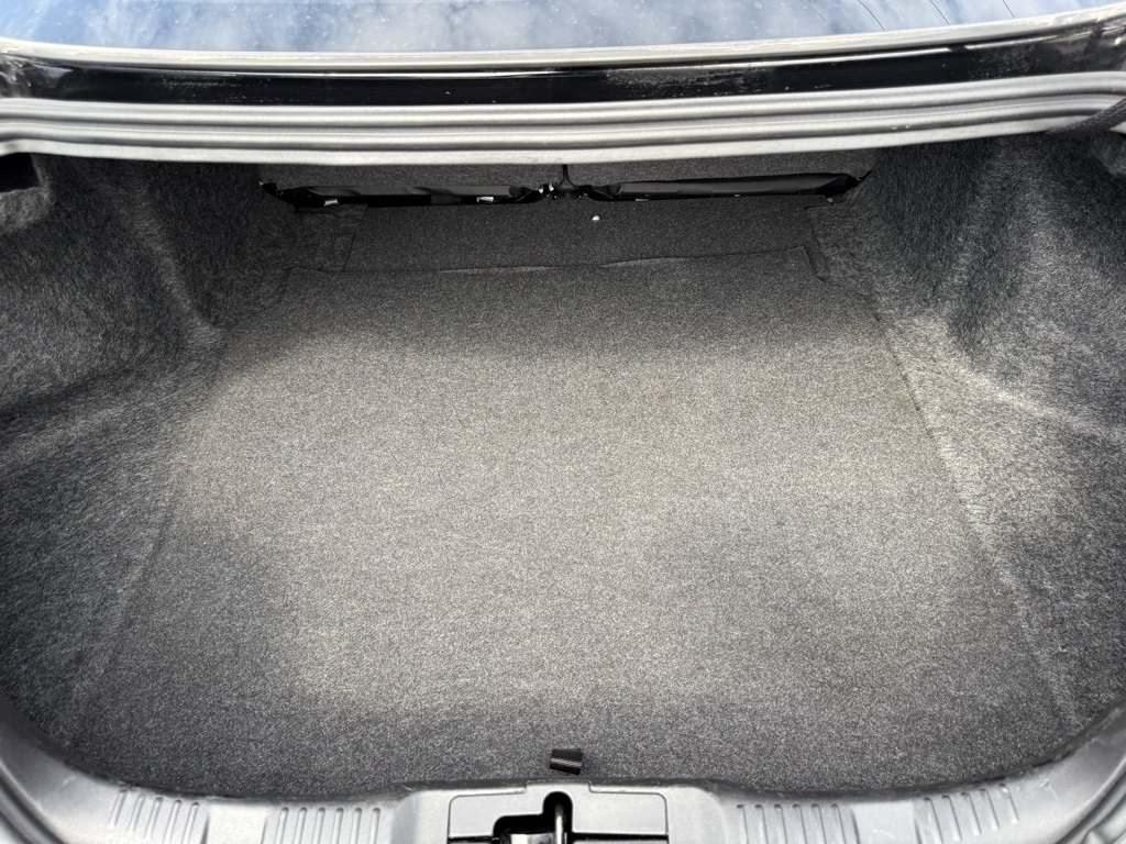 2021 Ford Mustang GT Image 10 of 25