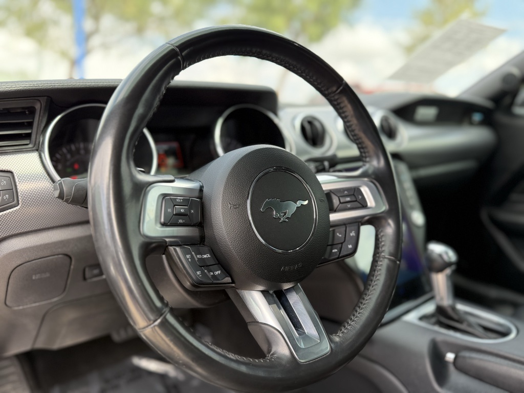 2021 Ford Mustang GT Image 19 of 25