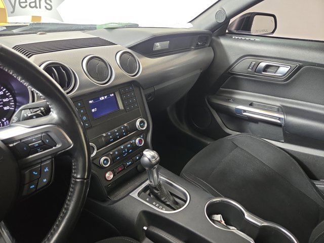 2021 Ford Mustang GT Image 16 of 29