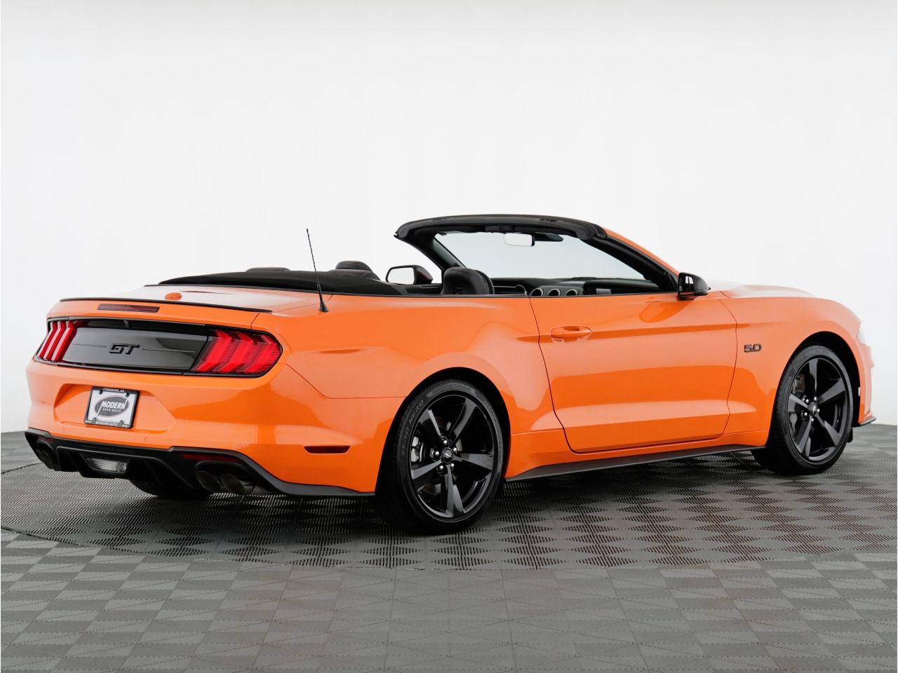 2021 Ford Mustang GT Premium Image 7 of 60