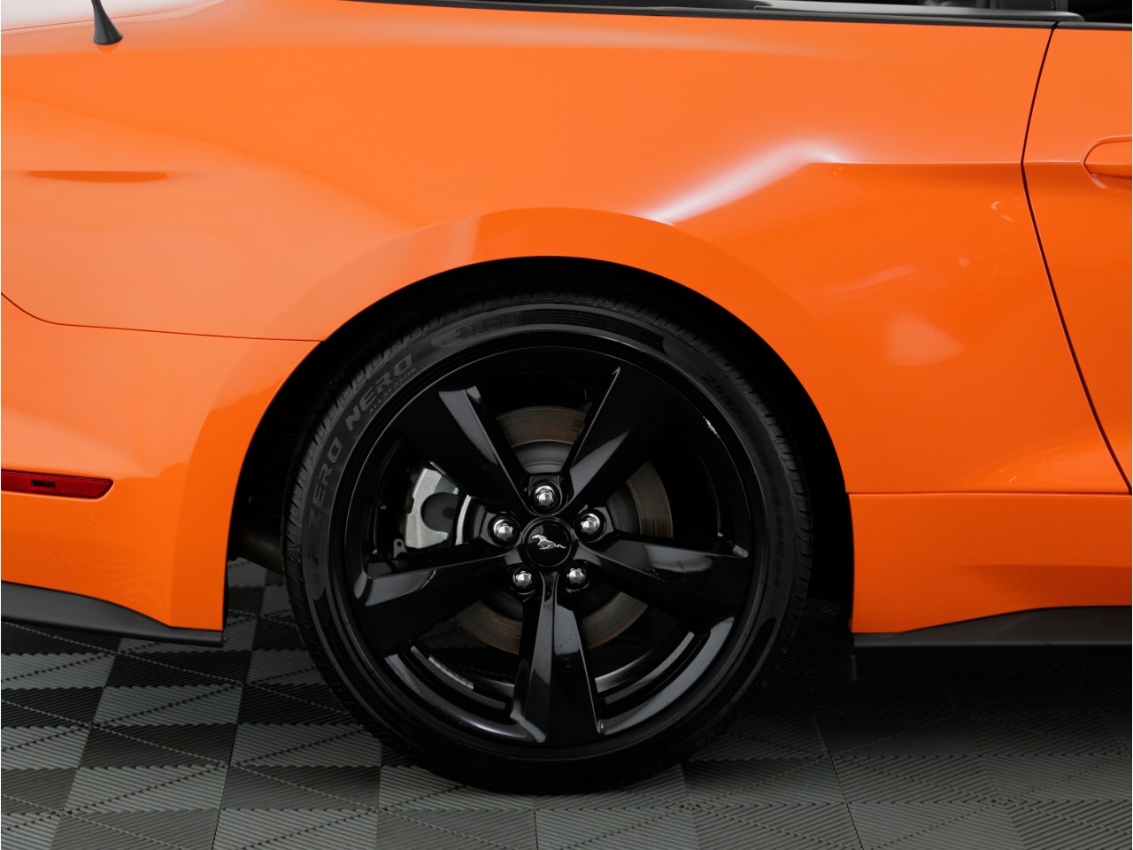 2021 Ford Mustang GT Premium Image 58 of 60