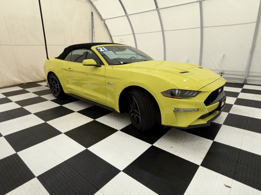 2021 Ford Mustang GT Premium Image 4 of 31