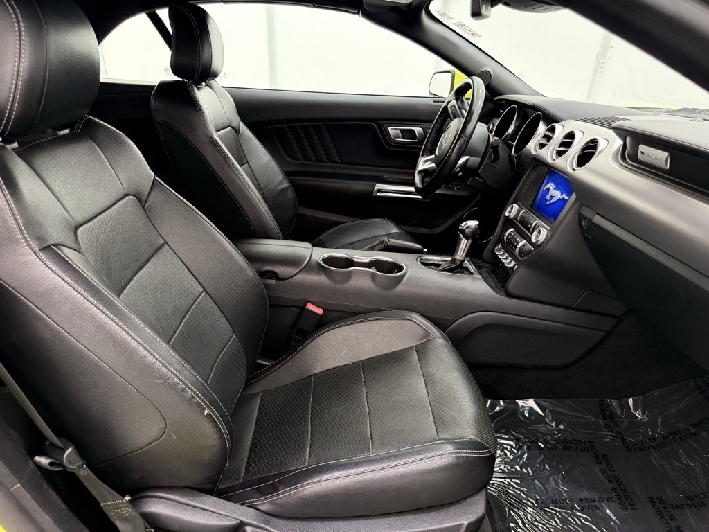 2021 Ford Mustang GT Premium Image 15 of 31