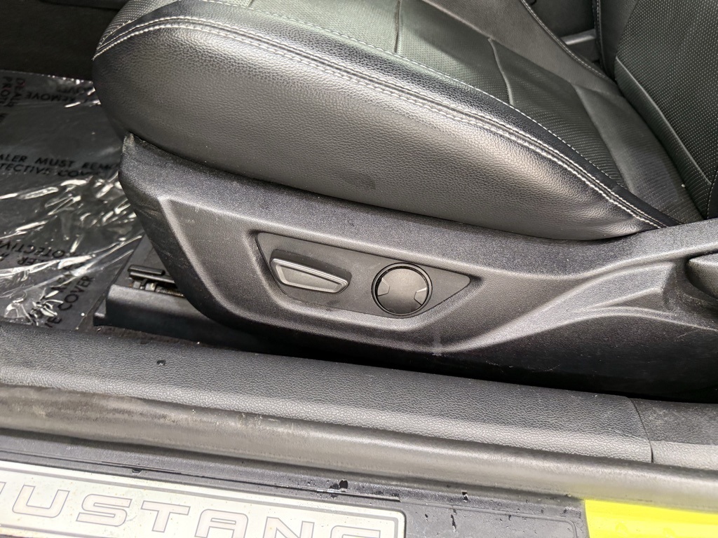 2021 Ford Mustang GT Premium Image 26 of 31