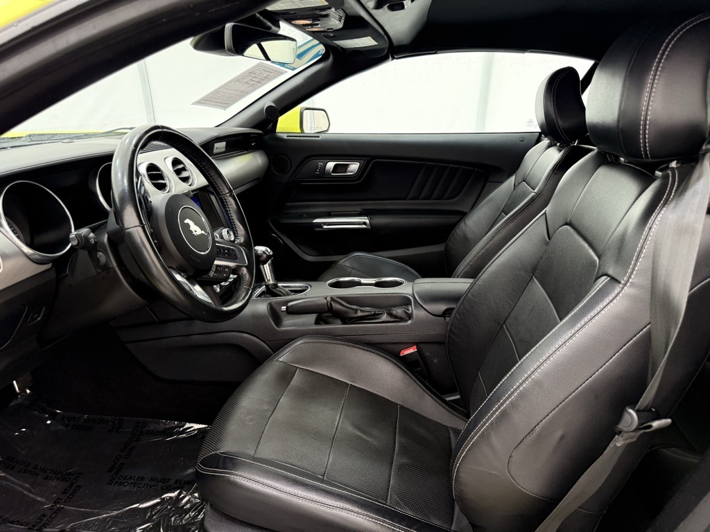 2021 Ford Mustang GT Premium Image 17 of 31