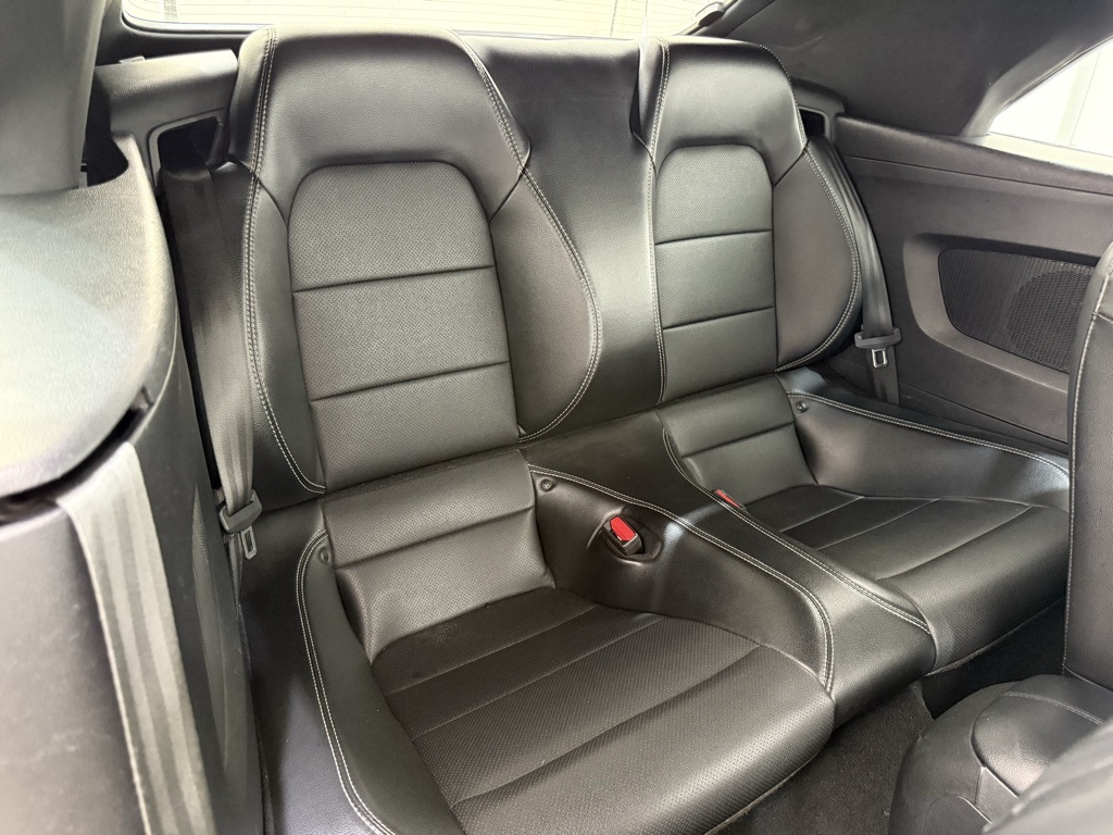 2021 Ford Mustang GT Premium Image 13 of 31