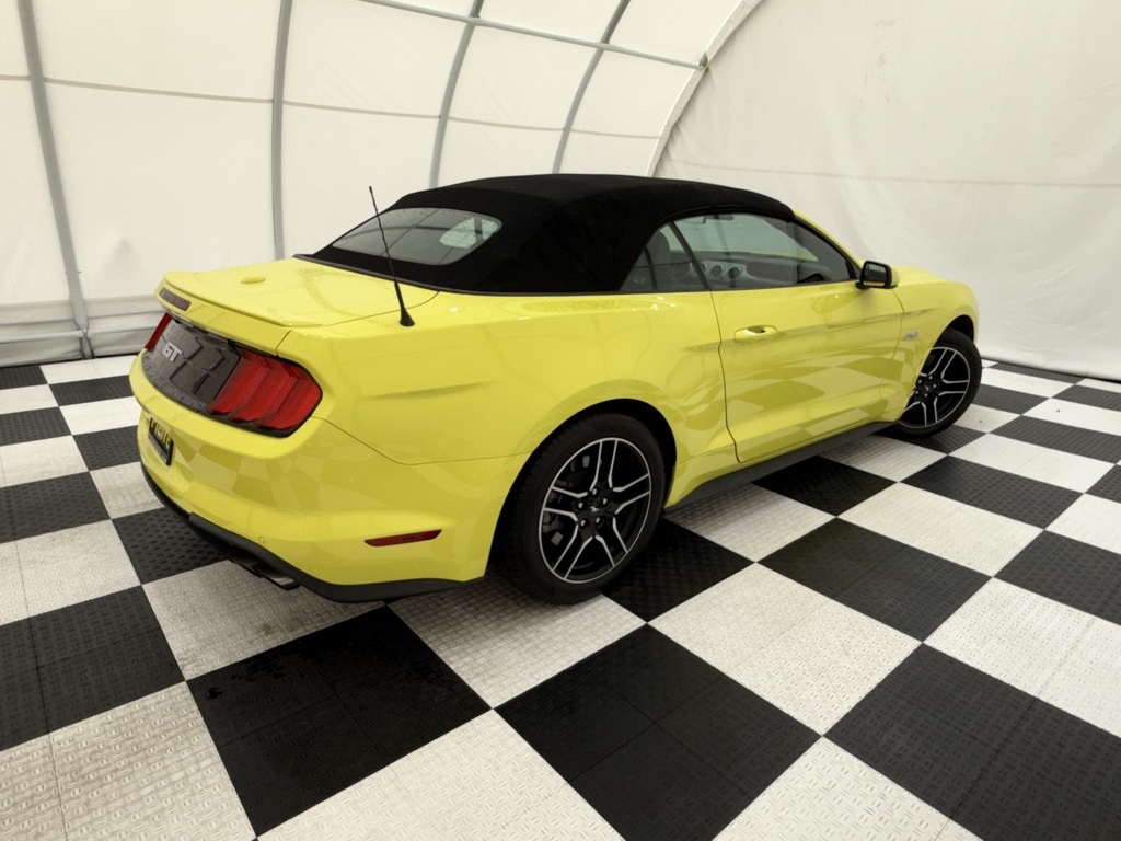 2021 Ford Mustang GT Premium Image 5 of 31