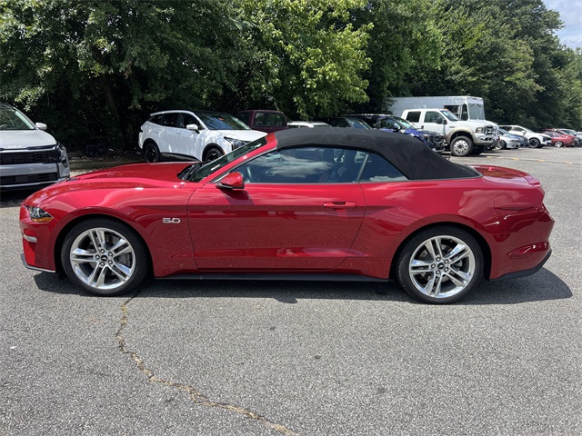 Vehicle image 8 of 32