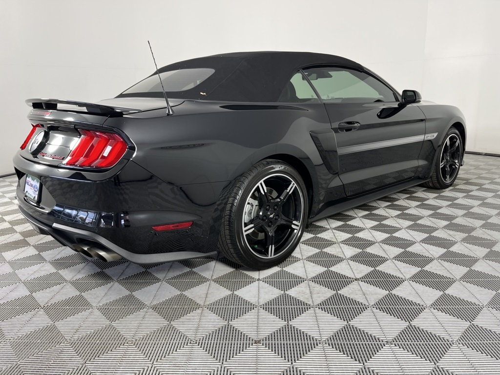 2021 Ford Mustang GT Premium Image 5 of 31