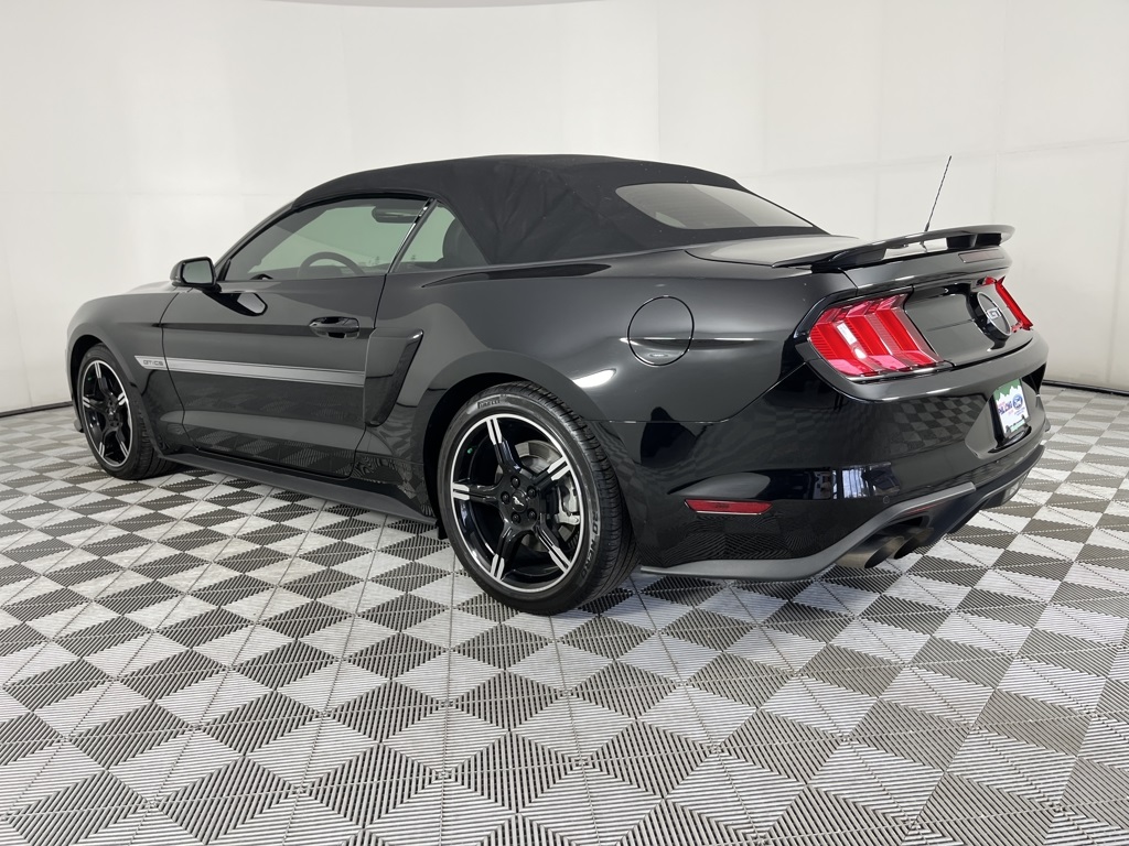 2021 Ford Mustang GT Premium Image 7 of 31