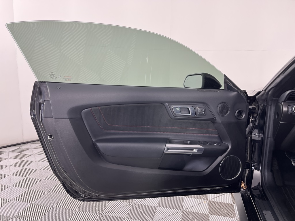 2021 Ford Mustang GT Premium Image 24 of 31